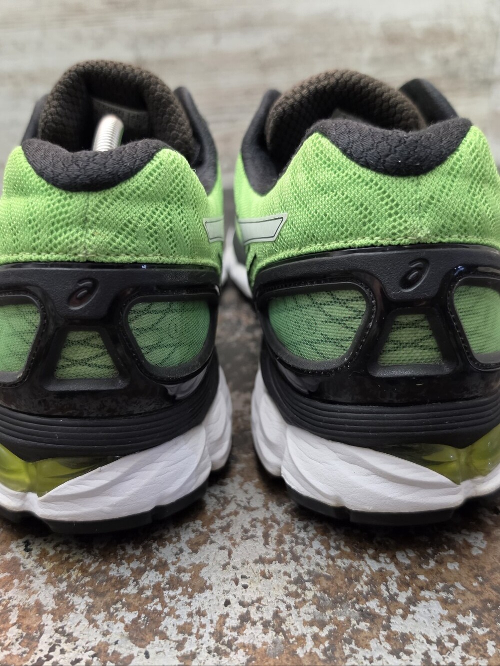 Mens Asics Gel Nimbus 17 Running Shoes Sz 13 4E Wide T509N Green Athletic - Picture 6 of 11